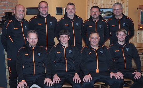 Skupinová fotografie členové VV